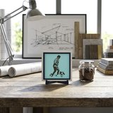 Modern Çizgili Atatürk Silüetli Masaüstü Objesi, Ev ve Ofisiniz İçin Estetik Bir Dekor 10x10 cm