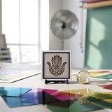 Hamsa Tasarımlı Zarif Dekoratif Aksesuar, Modern ve Asil Duruşuyla Çalışma Masası İçin 10x10 cm