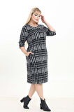 Çift Cepli Desenli Esnek Kışlık Büyük Beden Midi Elbise 8D-2742