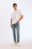 DeFacto Slim Tapered Fit Dar Kalıp Normal Bel Daralan Paça Jean Pantolon E7108AX25SPNM28