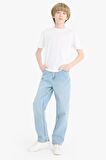 DeFacto Erkek Çocuk Straight Fit Düz Paça Cepli Basic Düz Jean Pantolon C3697A824WNNM39