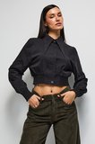 Kadın Siyah Renk Crop Fit Yaka Detaylı Özel Tasarım Gömlek