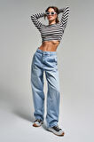 Kadın Ice Rengi 2S5-3 Skater Fit %100 Koton Orta Bel Bol Kesim İç Boy 80cm Denim Jean