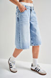 Kadın Snow Kot Rengi V-4S5-3 Dantelli Boxer Detaylı Maxi Boy Baggy Tasarım Denim Şort