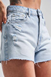 Kadın Snow Kot Rengi 10s5-3 Mini Boy Yırtık Detaylı Püsküllü Paça %100 Koton Denim Şort