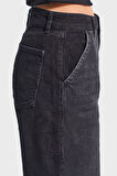 Kadın Taşlanmış Siyah Renk 2w5-1 Loose Fit Kadife Denim Parçalı Tasarım Denim Jean