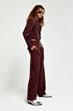 Kadın Bordo Renk Aksesuar Detaylı Bol Kesim Dokuma Kumaş Özel Tasarım Pantolon