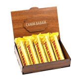 Sevdiklerinize Özel Ahşap Hediye Kutusunda 5 Adet Toblerone ( Canım Babam Yazılı )