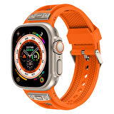 Apple Watch Ultra/Ultra2 49mm Uyumlu Hava Alabilen Delikli Metal Süslemeli Desenli Silikon Kordon