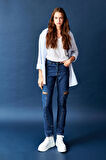 Kadın Koyu Mavi Renk Fermuar Detaylı Mom Fit Denim Pantolon