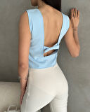 Kolsuz Sırt Dekolteli Crop Bluz