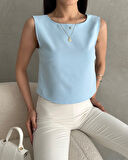 Kolsuz Sırt Dekolteli Crop Bluz