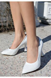 Ulba Beyaz Cilt Stiletto Ayakkabı