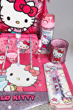 DEKOMUS İLE LİSANSLI YENİ SEZON "PINK LOVE KOLEKSİYONU" HELLO KITTY OKUL ÇANTASI,KALEM ÇANTASI,BESLENME KABI,MATARA İLEKIRTASİYE SETİ SETİ