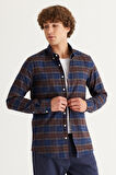 Slim Fit Dar Kesim Düğmeli Yaka %100 Pamuk Ekose Desenli Flanel Oduncu Gömlek