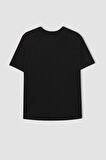DeFactoFit Oversize Fit Bisiklet Yaka Sporcu Kısa Kollu Tişört B1161AX24SPBK81