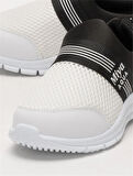 Unisex Lastilkli Hafif Airfle Çocuk Spor Ayakkabı  SİYAH - BEYAZ