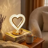 BY NEVSER® Kalp Şeklinde Kristal LED Masa Lambası – Dokunmatik, 3 Renk Işık Modlu, Şarjlı Mini Dekoratif Gece Lambası