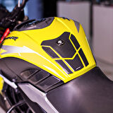 Bajaj Dominar 250-400 2020-2024 ile Uyumlu Kaydırmaz 6D Karbon 16 Parça Tank Pad Seti GC51