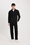 DeFacto Comfort Regular Fit Rahat Kalıp Dik Yaka Fermuarlı Baskılı Sweatshirt B0254AX24AUBK81