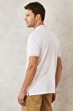 Erkek Çekmeyen Pamuklu Kumaş Regular Fit Geniş Kesim Beyaz Kıvrılmaz Polo Yaka Cepli Tişört