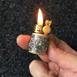 Mini Retro Sultan Benzinli İşlemeli Kadın Çakmak
