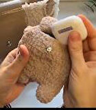 AYICIKLI KULAKLIK KILIFI+ ÇANTA SÜSÜ+ AİRPODS KILIFI  (EL ÖRGÜSÜDÜR)