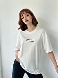 Retrobird Nakışlı Saturday Oversize Tişört Unisex Ekru