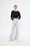Cep Detaylı Kadın Crop Sweatshirt