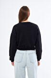 Cep Detaylı Kadın Crop Sweatshirt