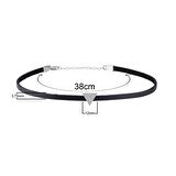 Zirkon Taşlı Pırlanta Montür Gümüş Rengi Kaplama Üçgen Desenli Deri Choker Gümüş Kolye