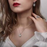 0.85ct Pırlanta Baget Kolye