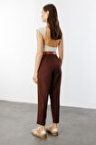 Kadın Dar Paça Pileli Kemerli Mevsimlik Kumaş Pantolon KEMERLİ-PANTOLON