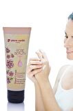 Pierre Cardin Gül Özlü E Vitaminli Nemlendirici El Kremi - 75 ML