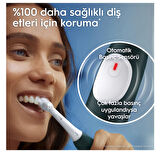 Oral-B iO 2 Yeşil Seyahat Kabı ile Şarjlı Diş Fırçası