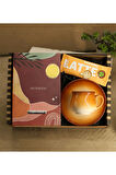 Kişiye Özel Desenli Defter & Vintage Fincan & Kahve Dünyası Özel Seri Latte Hediye Seti