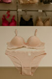 Dolgusuz Toparlayıcı Sütyen Külot Dantelli İç Çamaşırı Takımı