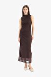 Bodycon Vücudu Saran Yarım Balıkçı Yaka Basic Düz Tül Kolsuz Maxi Elbise
