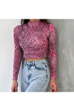 Kadın Pembe Leopar Desenli Dik Yaka Sandy Uzun Kollu Crop Bluz