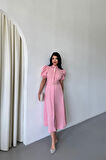 JANES YAKA DÜĞME DETAYLI ELBİSE- Pembe