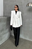 Kadın Oversize Blazer Ceket Kuşaklı Omuz Detaylı