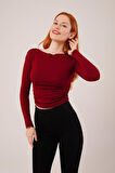 35 AVM Yaka Detay Uzun Kollu Basic Bordo Bluz