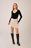 35 AVM Geniş Yaka Siyah Basic Body Bluz
