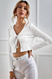Kadın Beyaz Uzun Kollu Önden Bağlama Detaylı Crop Top Bluz