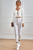 Kadın Beyaz Uzun Kollu Önden Bağlama Detaylı Crop Top Bluz