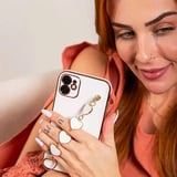 Northcity iPhone 12 Kılıf Kalp Bileklikli Askılı Silikon Kamera Koruyucu