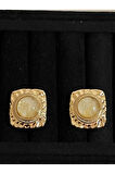 Gold Renginde Hareli Taşlı Tasarım Küpe