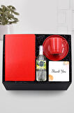 Kırmızı Defter & Parlak Kırmızı Fincan & Eyüp Sabri Tuncer 150ml Sprey Kolonya Hediye Seti