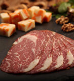 Çemeni Sıyrılmış Çerezlik Dana Pastırma 100 Gr. Üçlü Paket (Toplam 300 Gr.)