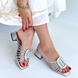 Anca Gümüş Rugan Topuklu Terlik